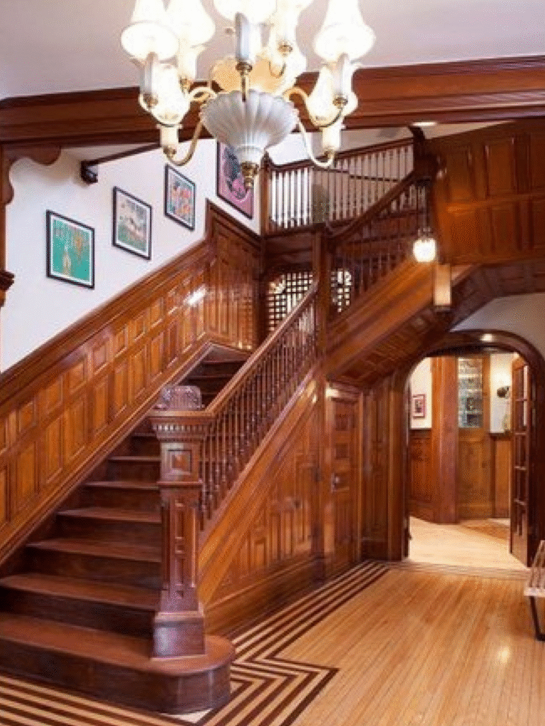 Wooden Staircase- Reldor