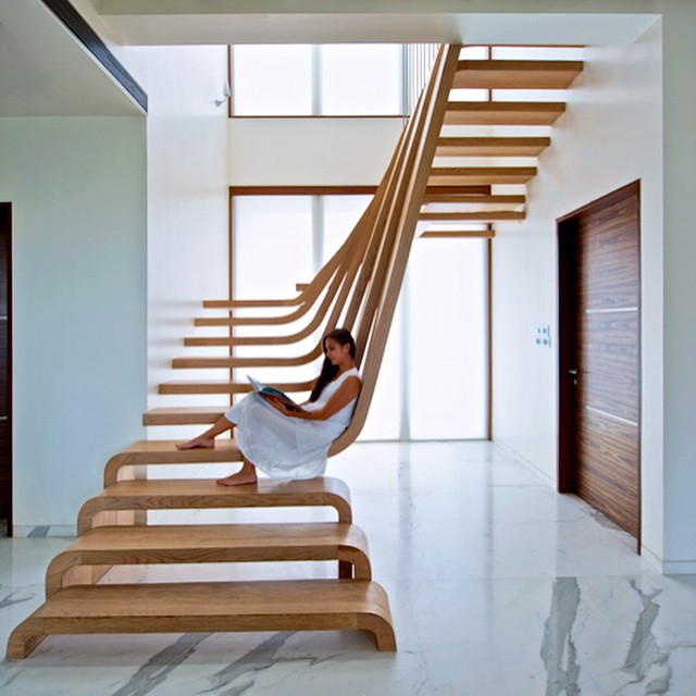 Oak wood Stairs- Reldor