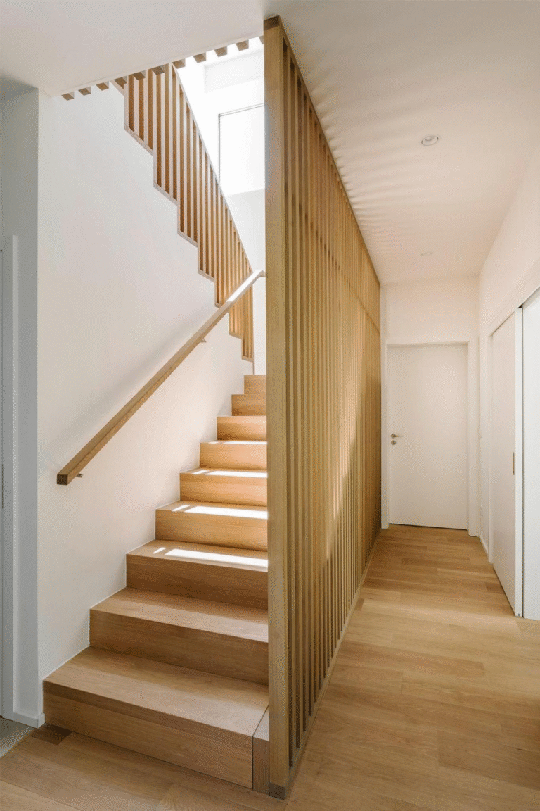 Oakwood Staircase- reldor