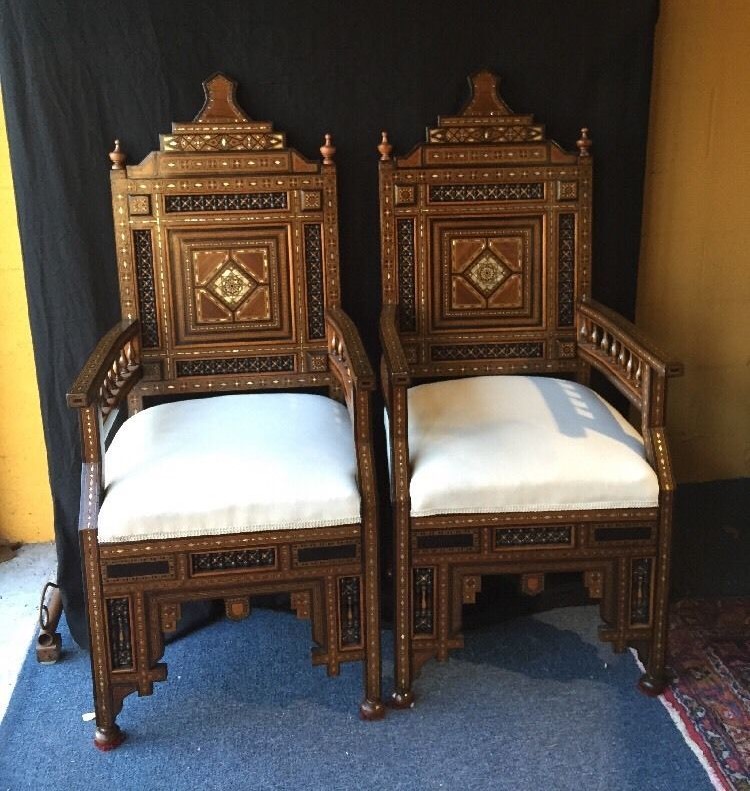 Carved wood furniture- reldor