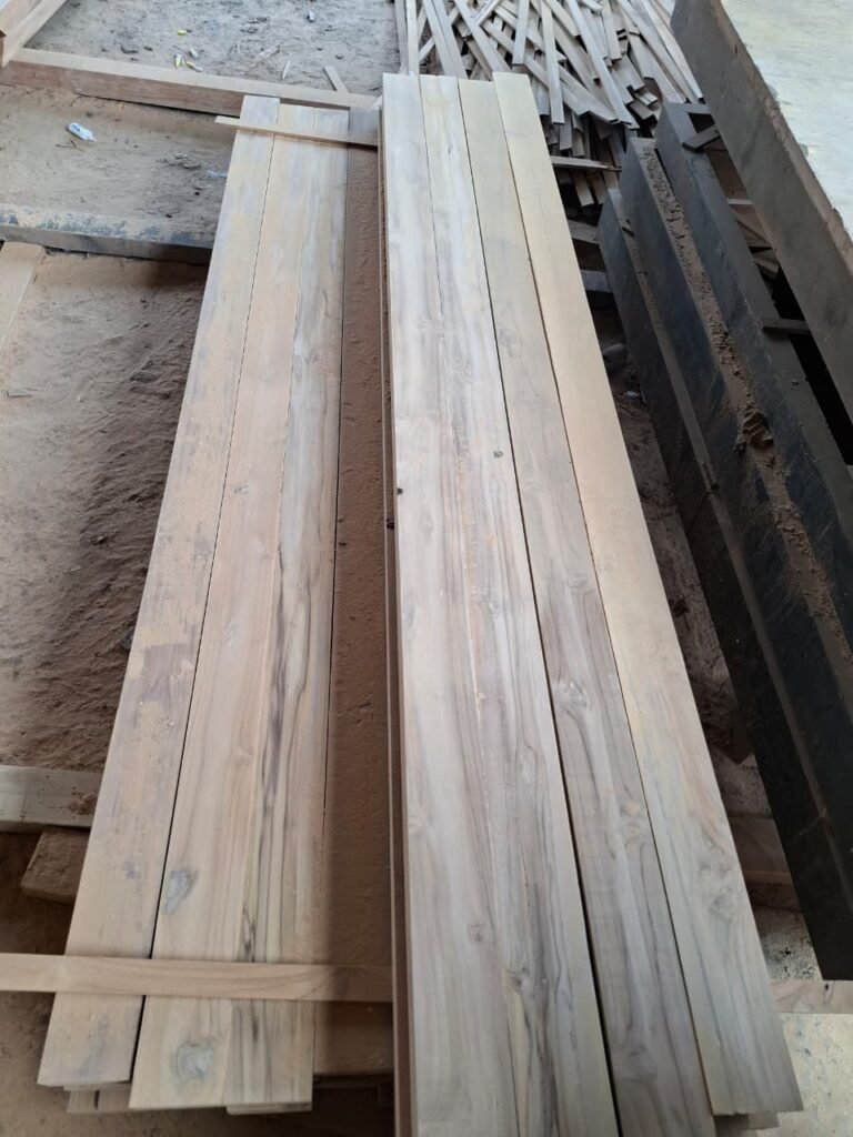 premium plantation teak wood