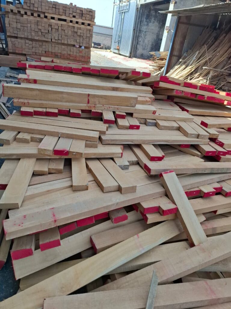 custom wood doors & flooring- reldor